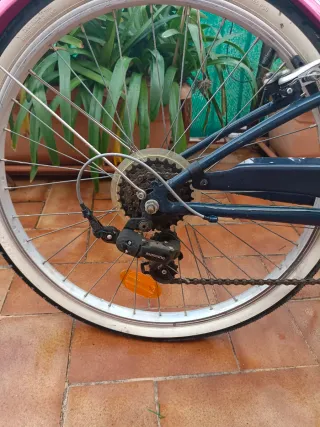 Bicicleta niña Btwin 500 paseo rosa