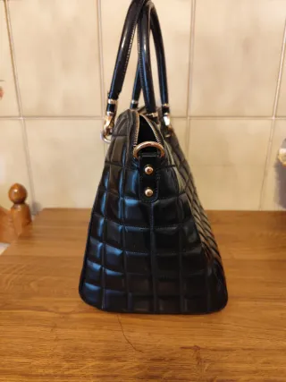 Bolso Negro Acolchado