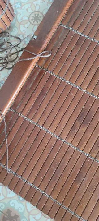 Persiana enrollable de madera