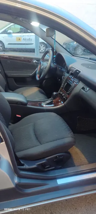 Mercedes-Benz Clase C 2003