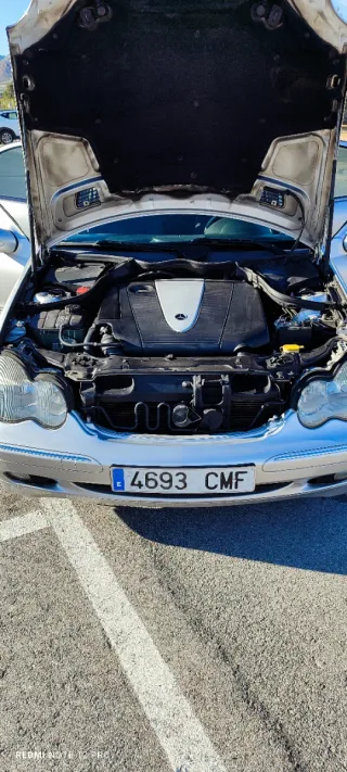 Mercedes-Benz Clase C 2003