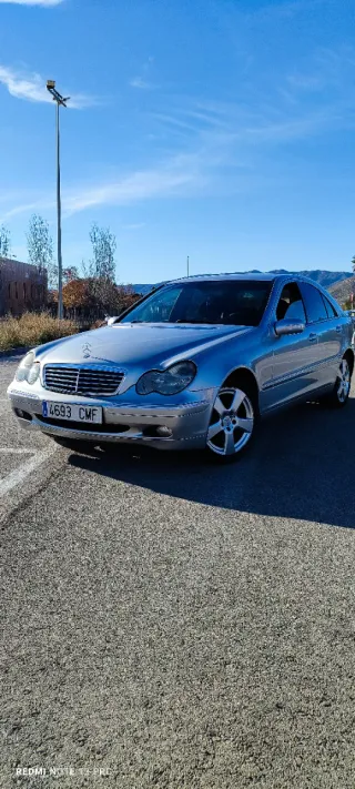 Mercedes-Benz Clase C 2003