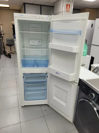 Nevera marca balay 170.m con garantía