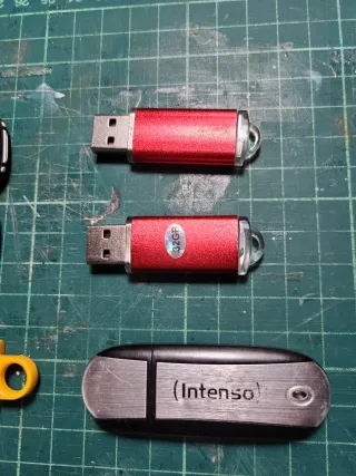 Memorias USB Varias