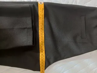 Pantaloni neri taglia S