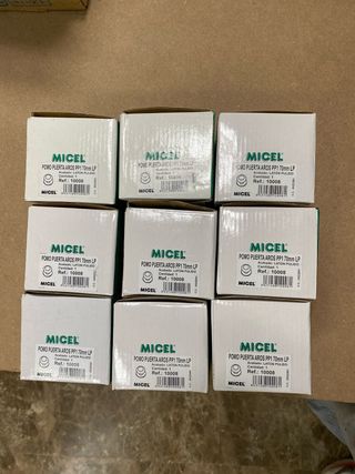 Pack de 9 Pomos de puerta MICEL latón