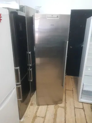 Congelador Siemens con garantía y transporte