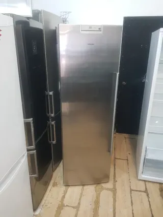 Congelador Siemens con garantía y transporte