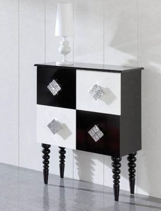 Cómoda de madera estilo patchwork