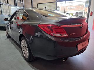 Opel Insignia 1.8 16v Essentia