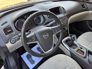 Opel Insignia 1.8 16v Essentia