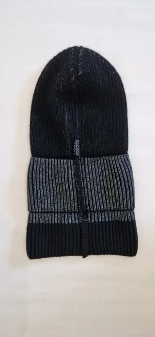 Cappello misto lana nero e argento