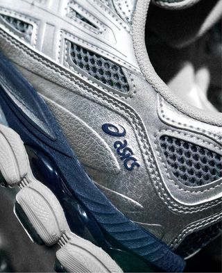 ASICS Gel-NYC - Pure Silver / Midnight