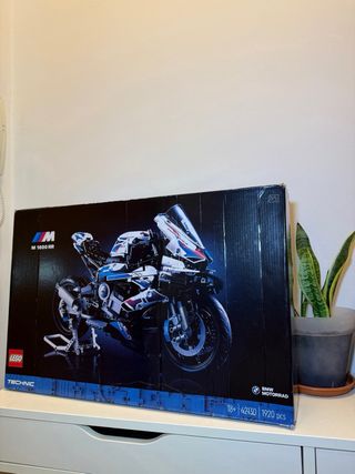 LEGO 42130 BMW M 1000 RR