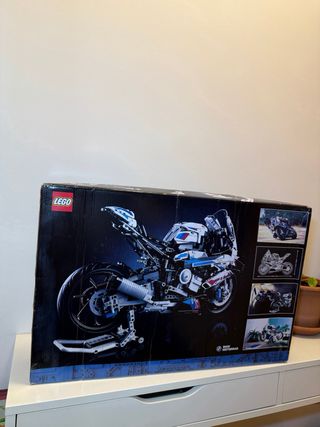 LEGO 42130 BMW M 1000 RR