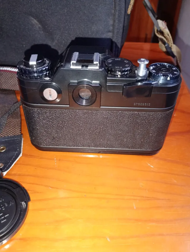 Cámara Zenit 12 XP con flash y bolsa afbeelding 4