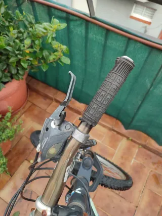 Bicicleta Btwin rock rider 340