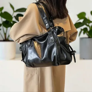 Casual Retro Solid Color PU Large Capacity