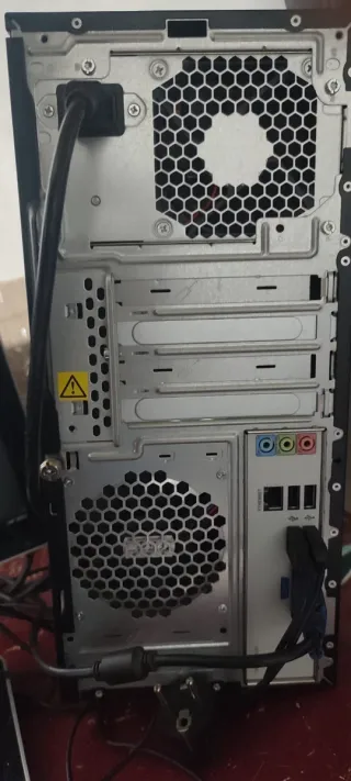 Ordenador de sobremesa HP Completo