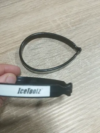 Pinzas para pantalones Icetoolz reflectantes