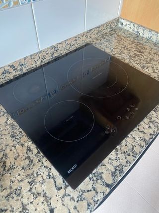 Placa de Inducción BECKEN - solo funciona un fuego