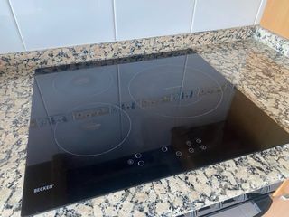 Placa de Inducción BECKEN - solo funciona un fuego