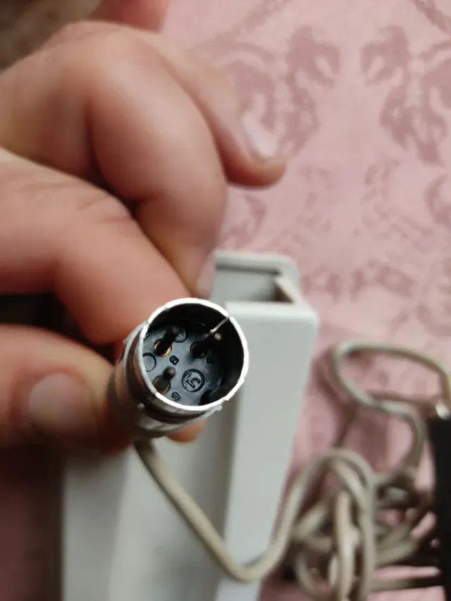 Micrófono Grundig GDM 312,hecho United Kingdom