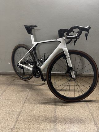 Bicicleta Trek Madone SL6 2025 NEGOCIABLE!!!!