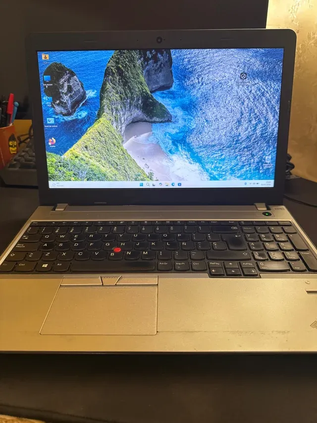 Lenovo Thinkpad E570
