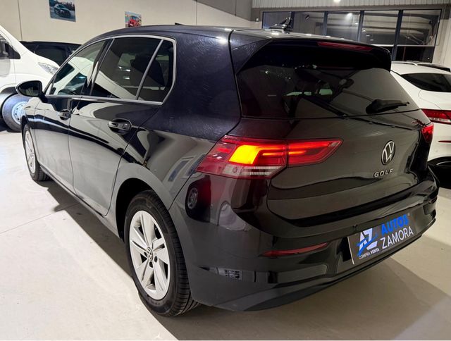 Volkswagen Golf 8 2.0 TDI