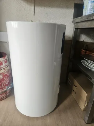 Termo Eléctrico Ariston LYDOS R 80 V ES EU