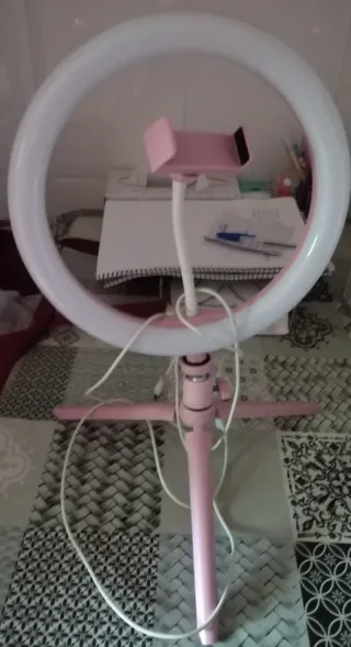 Lámpara Aro LED Rosa y Blanca