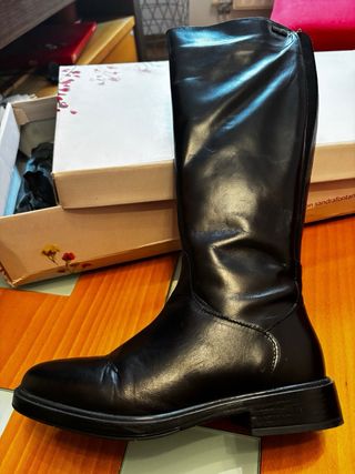 Botas altas Sandra Fontán negras