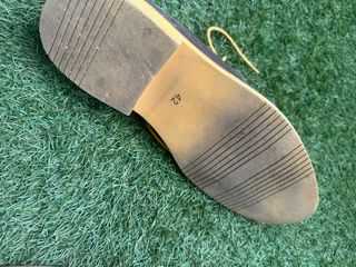 Zapatos ante verde caqui talla 42