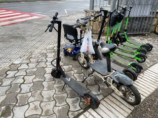Lote de 8 patinetes eléctricos E-TWOW