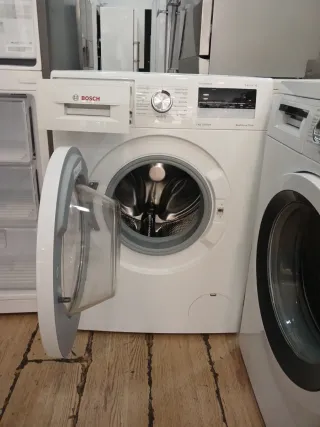 Nevera Daewoo y Lavadora Bosch