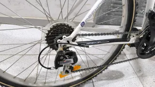 Bicicleta Decathlon con cesta