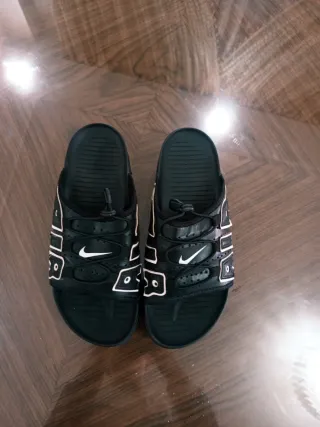 Chanclas Nike Air Negras