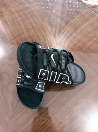 Chanclas Nike Air Negras