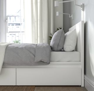 Cama doble con 4 cajones y cabecero 180*200cm