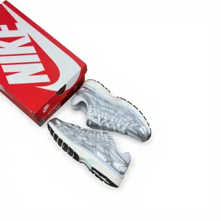 Nike P-6000 Bianco Blu Argento EU 37.5