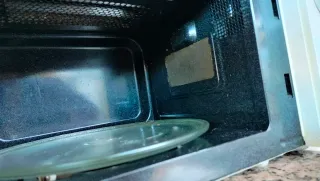 Microondas Cecotec ProClean 3110 para reparar