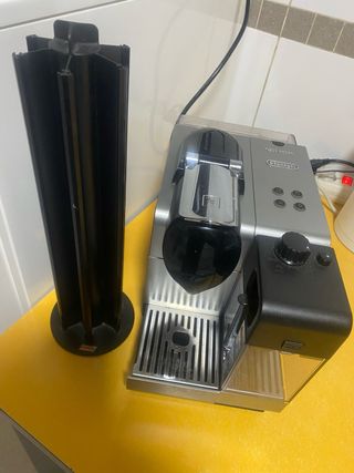 Cafetera De'Longhi Nespresso Lattissima Plus