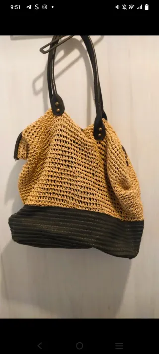 Bolso de mimbre y piel