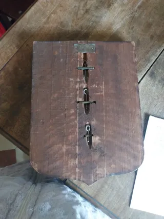 Metopa militar artillería corona cañones