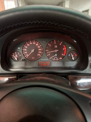 BMW Serie 5 2001 D A