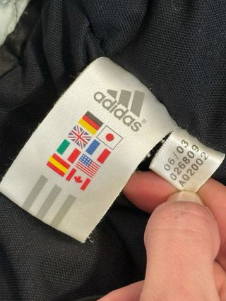 Chaqueta Adidas Clima Proof Vintage Negra y Verde