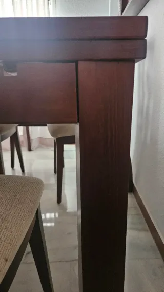 Mesa comedor extensible con 6 sillas