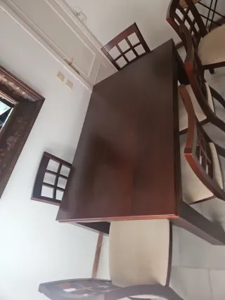 Mesa comedor extensible con 6 sillas