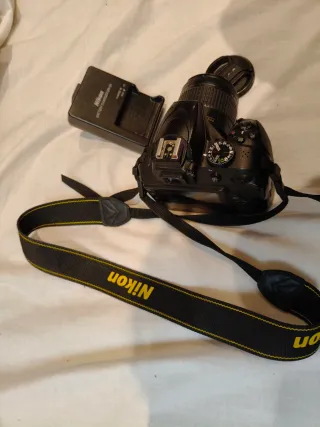 Cámara Nikon D3400 + 2 objetivos